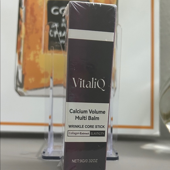 VitaliQ Calcium Volume Multi Balm Anti aging stick NIB - Picture 2 of 2